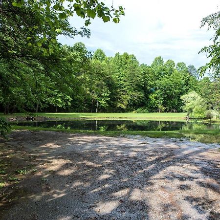 Cabin Of Dreams, 3 Bedroom Water View, Wifi, Hot Tub, Pool Table, Sleep 8 Севьервилл Экстерьер фото