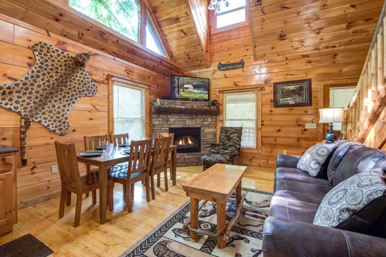 Cabin Of Dreams, 3 Bedroom Water View, Wifi, Hot Tub, Pool Table, Sleep 8 Севьервилл Экстерьер фото